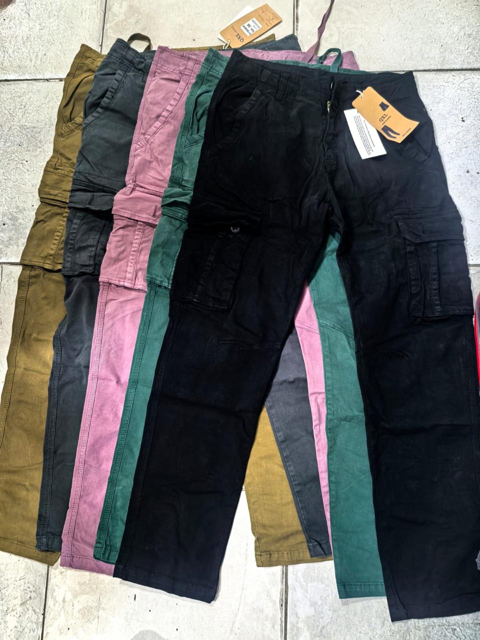 🧢 Men’s Multi-Pocket Cargo Pants – Rugged Comfort for Everyday Hustle