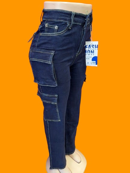 Women’s Dark Denim Cargo Jeans – Multi-Pocket Utility Style