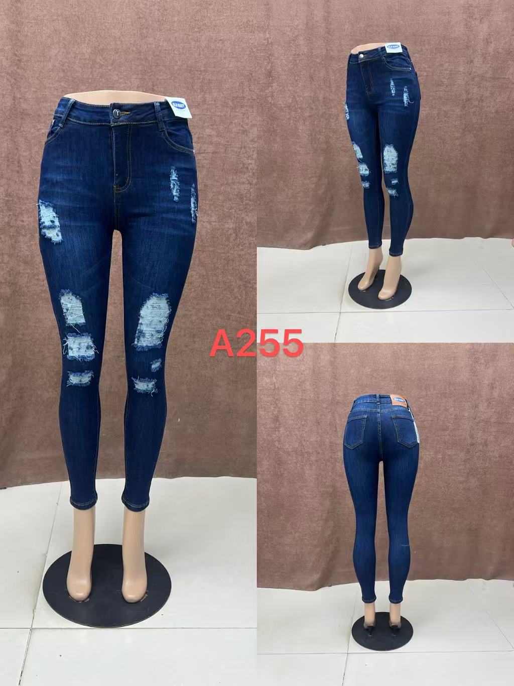 Women’s Distressed Skinny Jeans A255 (26-36)