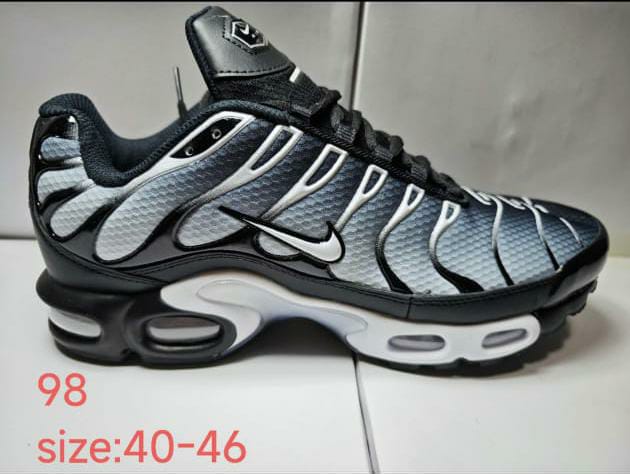 Nike Air Tuned Black & Silver Sneakers