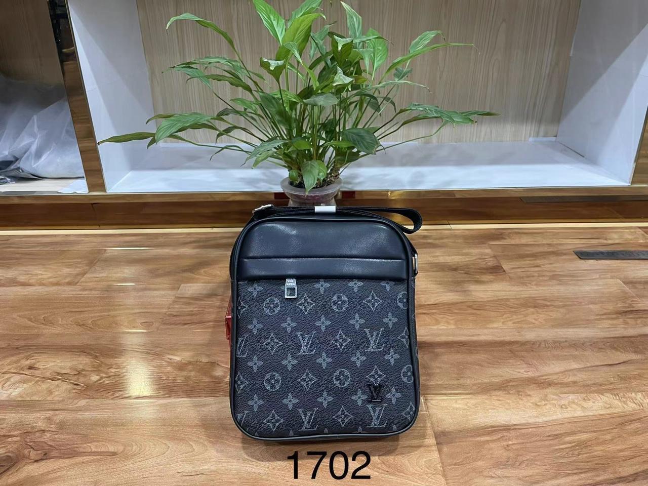 Premium Crossbody Shoulder Bag 👜