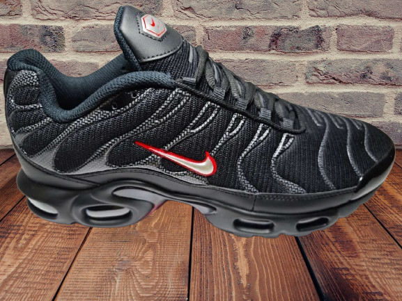 Men’s Black & Red Air Max Sneakers